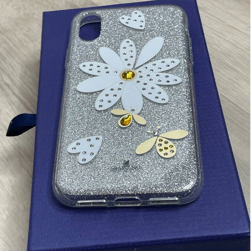 Swarovski Eternal Flower Heart Bee Print Iphone XS Max Case